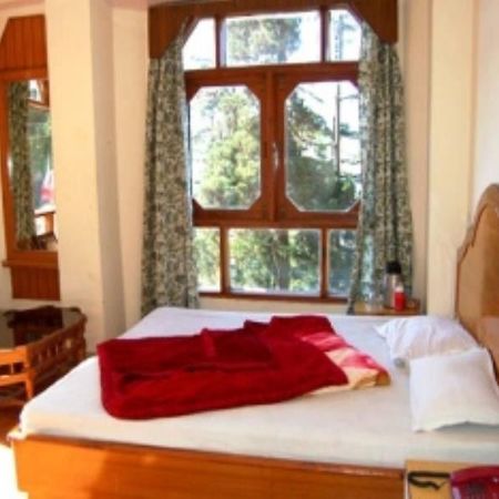 Hotel Rajat Shimla Exteriör bild